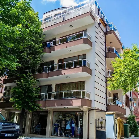 Saint Apostol 네세부르